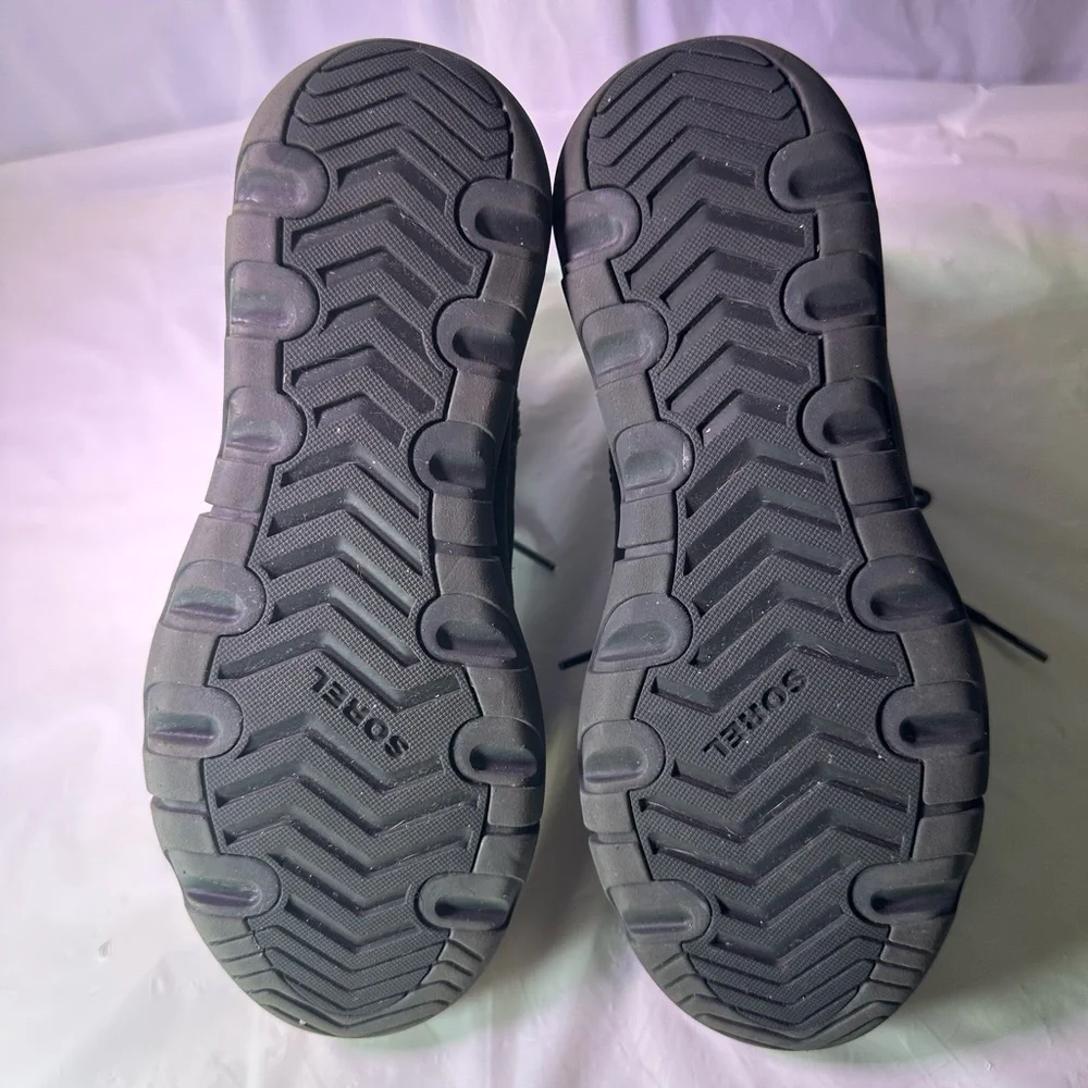 Sorel Dark Gray Suede Lace-Up Boots
